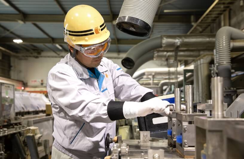 設備保全部の仕事風景