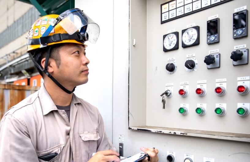 企画設計部の仕事風景