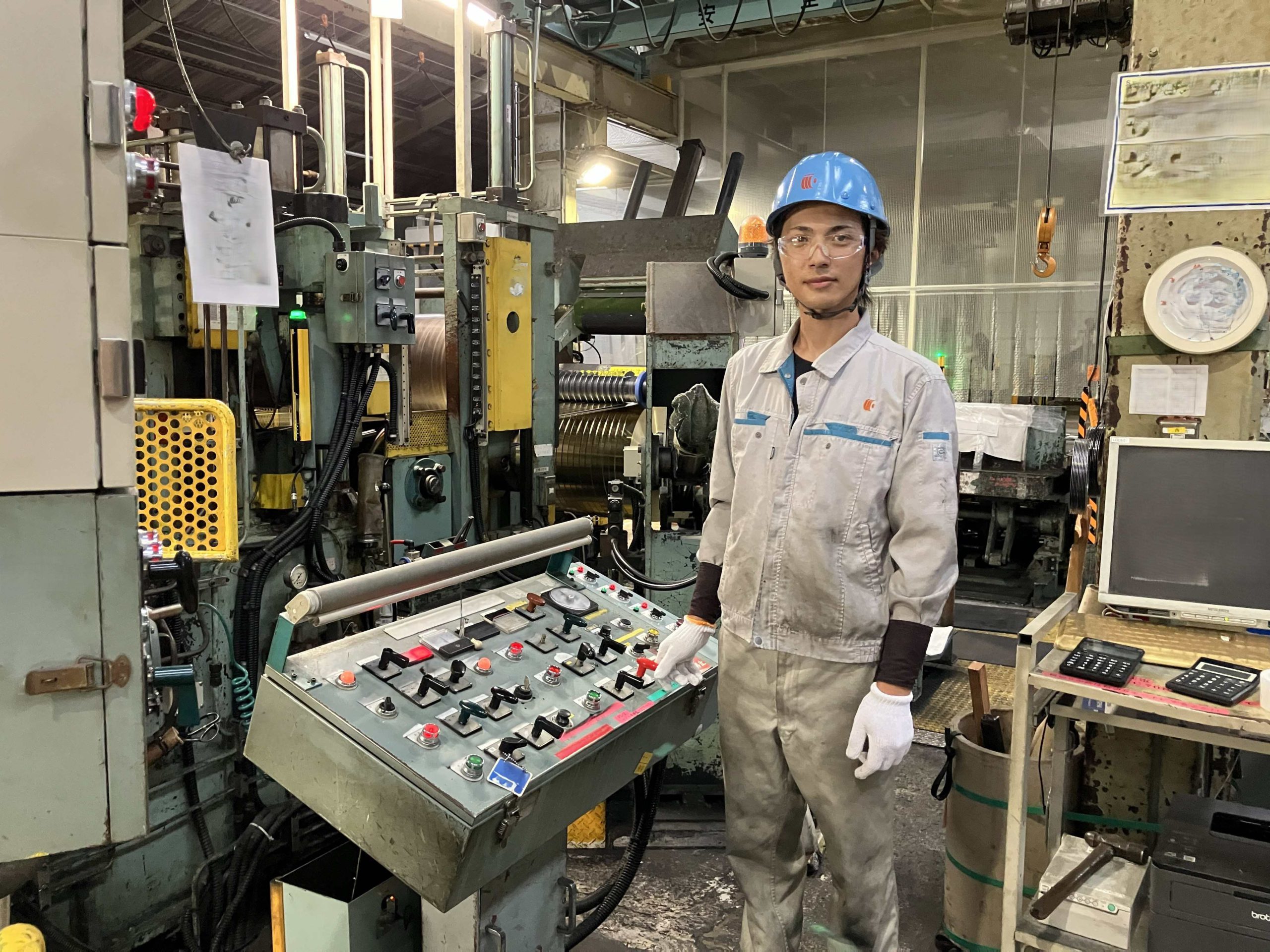 27年卒・新卒／製造設備オペレーター／三重工場